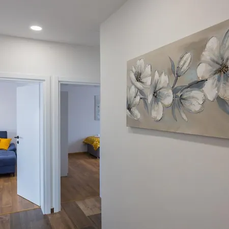 Apartament Lumalu