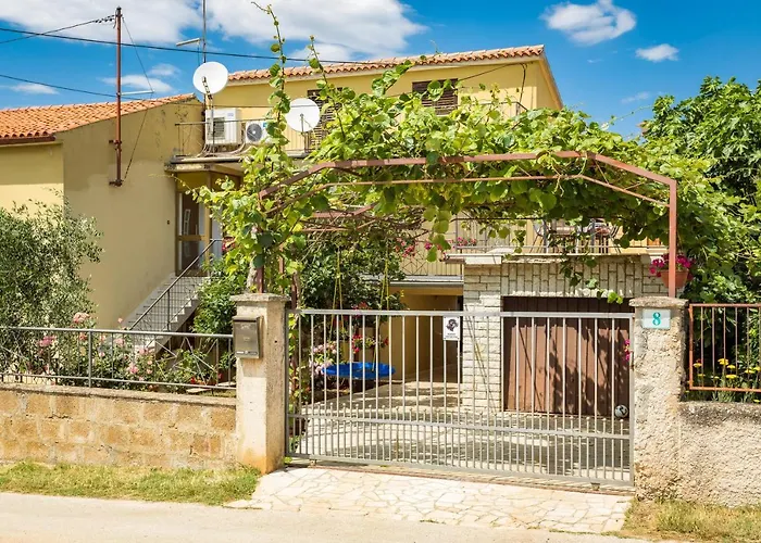 Lumalu Apartman Galizana